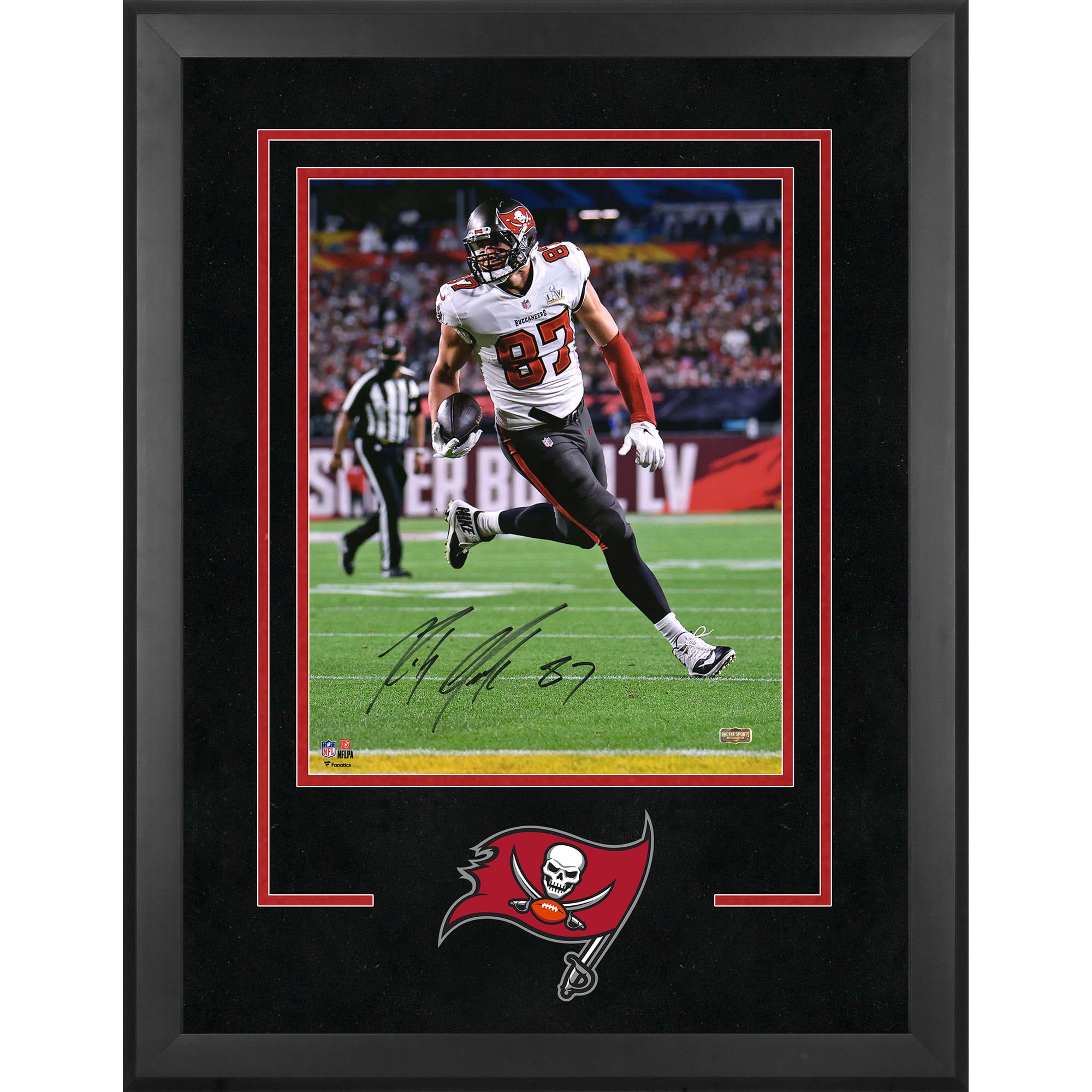 Tampa Bay Buccaneers Deluxe 16'' x 20'' Vertical Photograph Frame with Team Logo