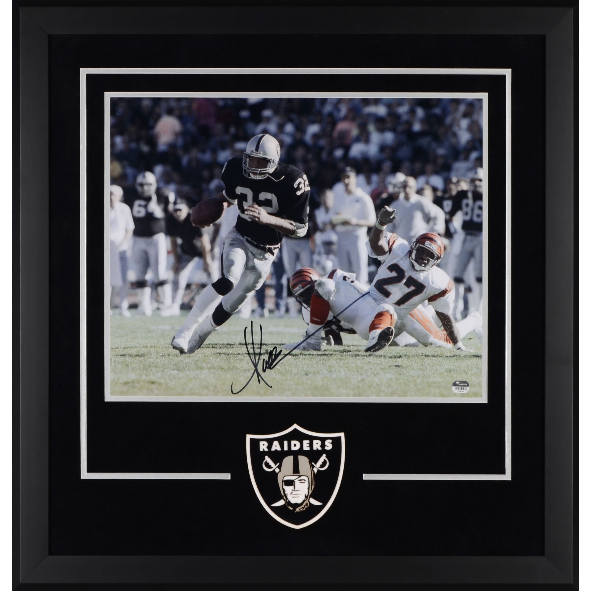 Marcus Allen Las Vegas Raiders Deluxe Framed Autographed 16” x 20” vs. Cincinnati Bengals Photograph Marcus Allen Las Vegas Raiders Deluxe Framed Autographed 16” x 20” vs. Cincinnati Bengals Photograph