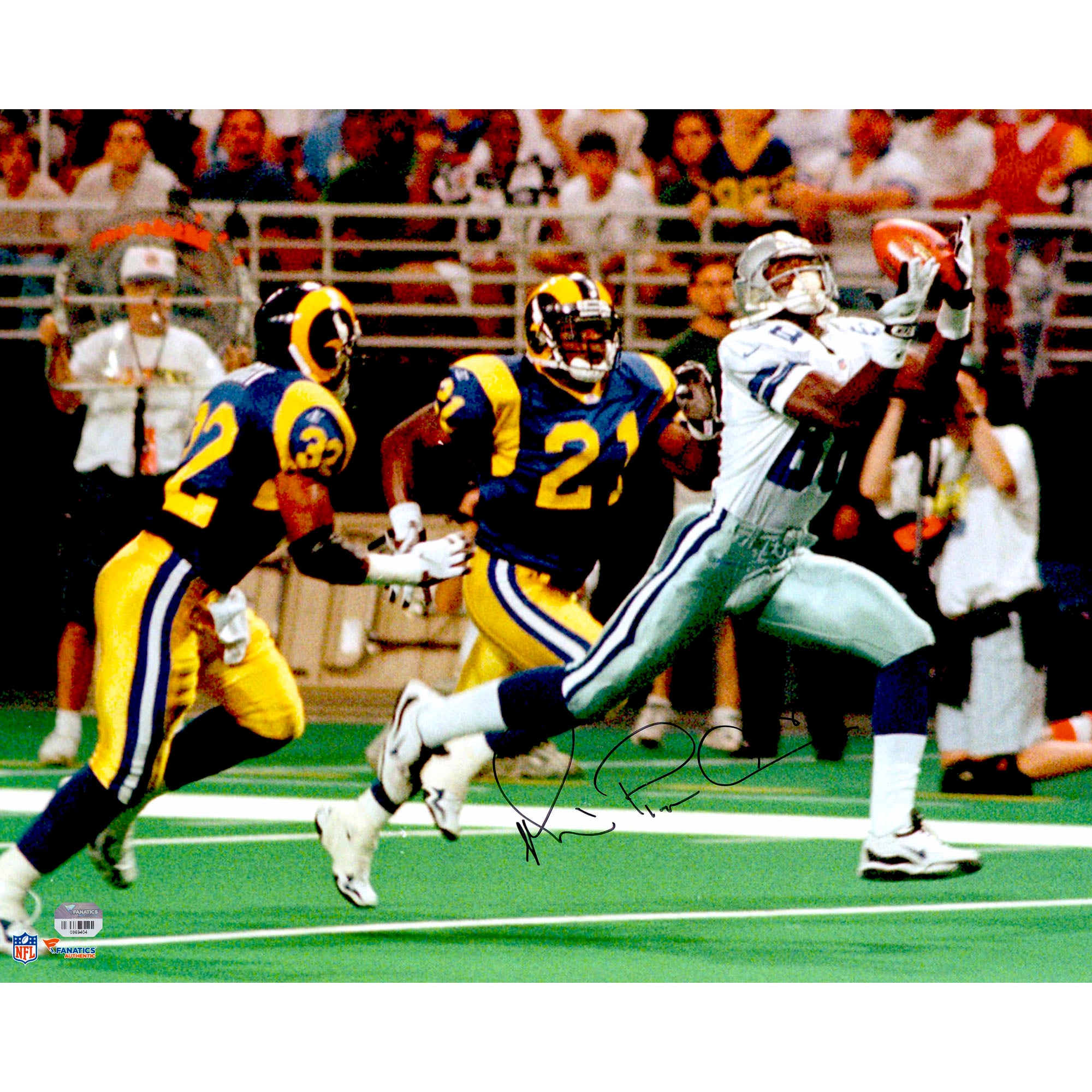 Michael Irvin Dallas Cowboys Autographed 16" x 20" vs St. Louis Rams Photograph