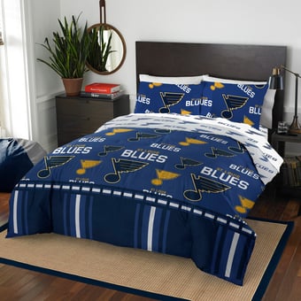 The Northwest Company St. Louis Blues 5-Piece Queen Bed in a Bag Set