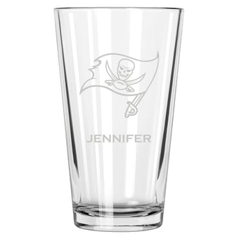 Tampa Bay Buccaneers 16oz. Personalized Etched Pint Glass