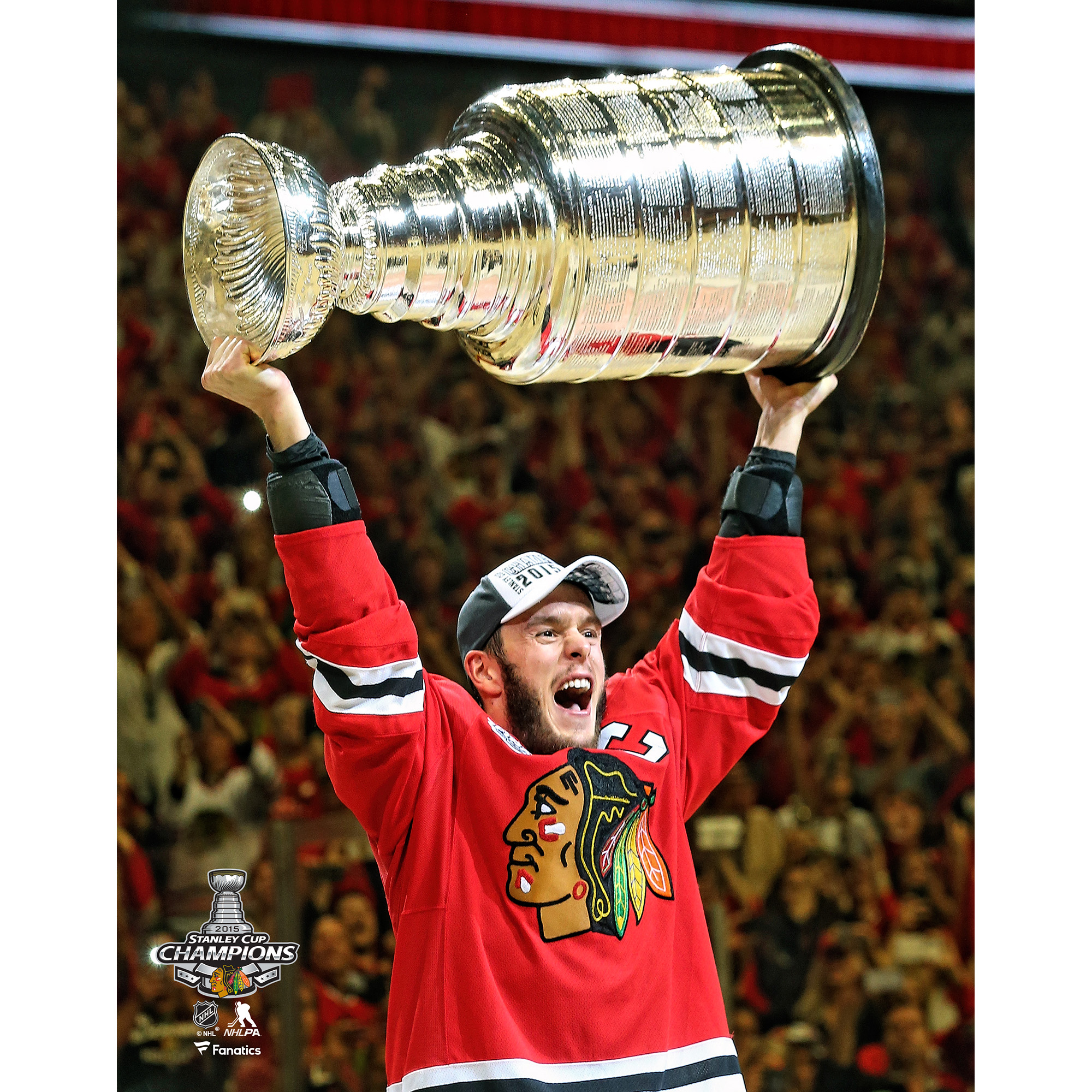 Jonathan Toews Chicago Blackhawks Unsigned 2015 Stanley Cup Champions Raising Cup Photograph Jonathan Toews Chicago Blackhawks Unsigned 2015 Stanley Cup Champions Raising Cup Photograph