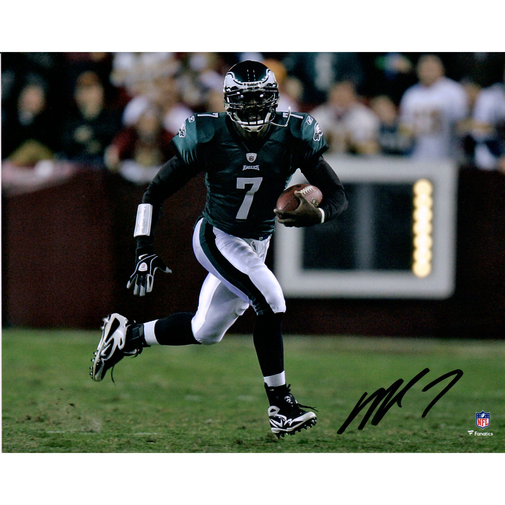 Michael Vick Philadelphia Eagles Autographed 8" x 10" Running Photograph