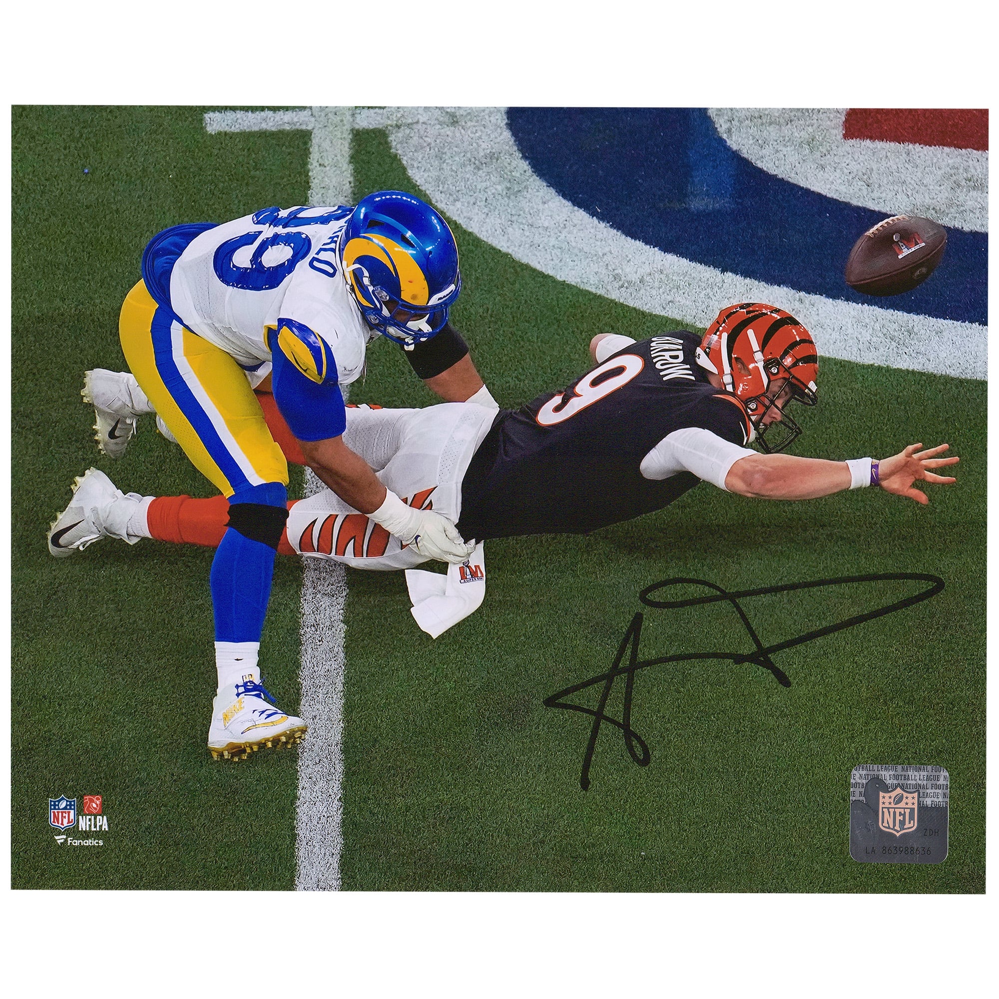 Aaron Donald Los Angeles Rams Autographed 8" x 10" Super Bowl LVI Champions Sack Photograph
