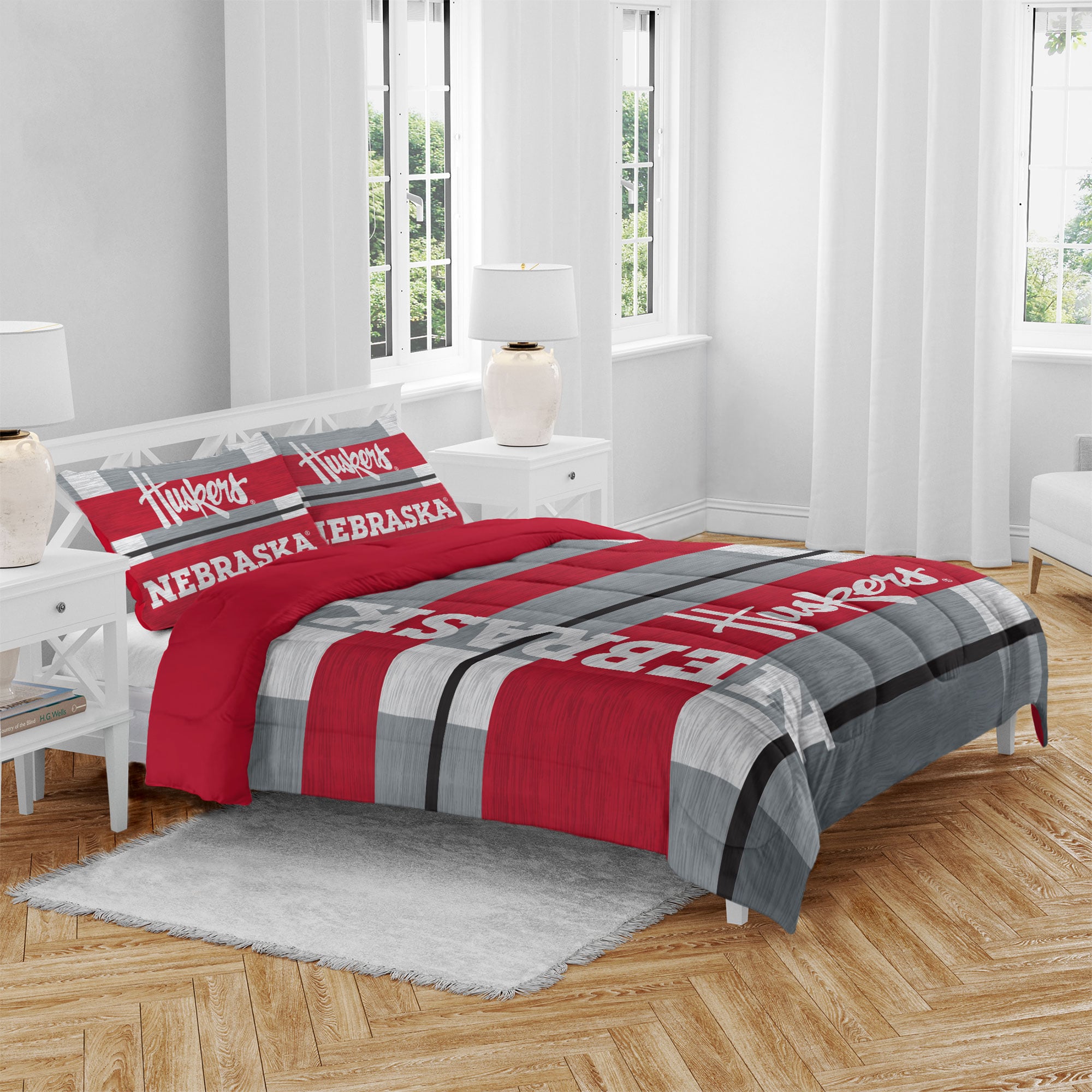 Nebraska Huskers Heathered Stripe 3-Piece Full/Queen Bed Set