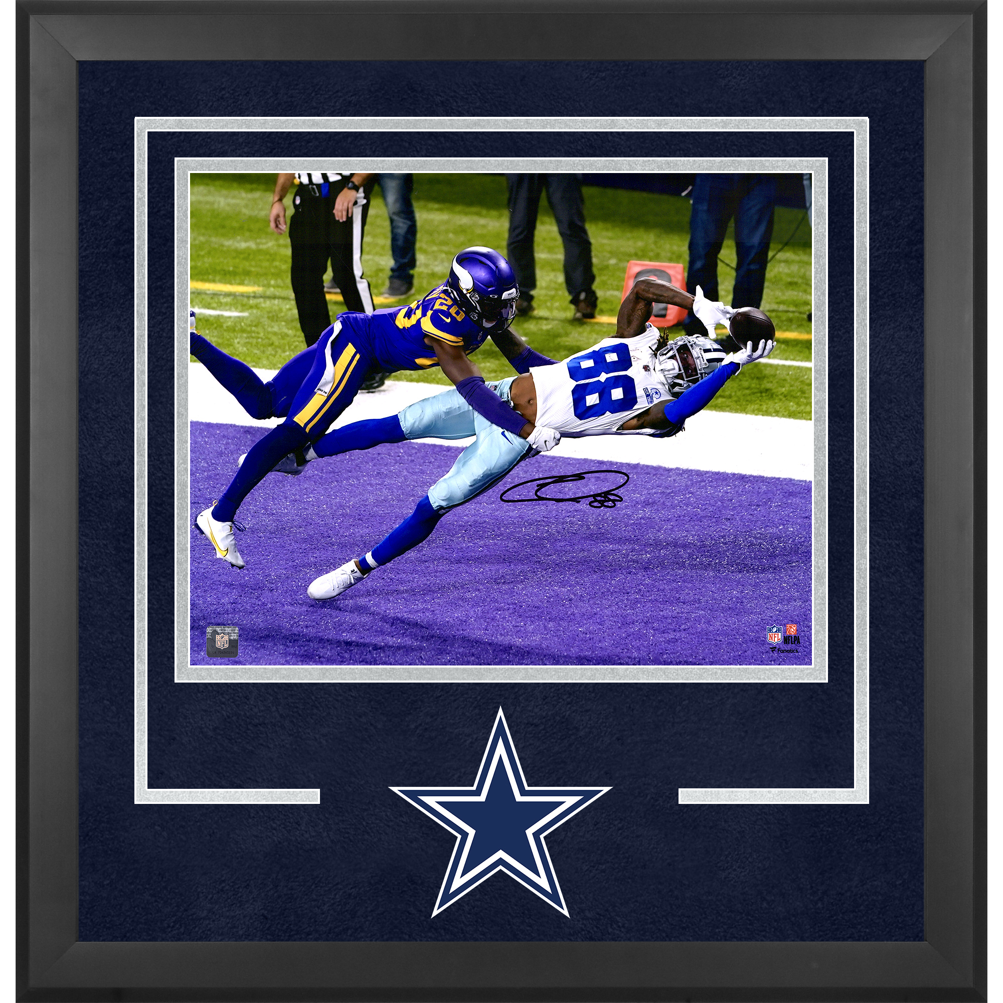 CeeDee Lamb Dallas Cowboys Autographed Framed 16" x 20" TD Catch vs. Minnesota Photograph