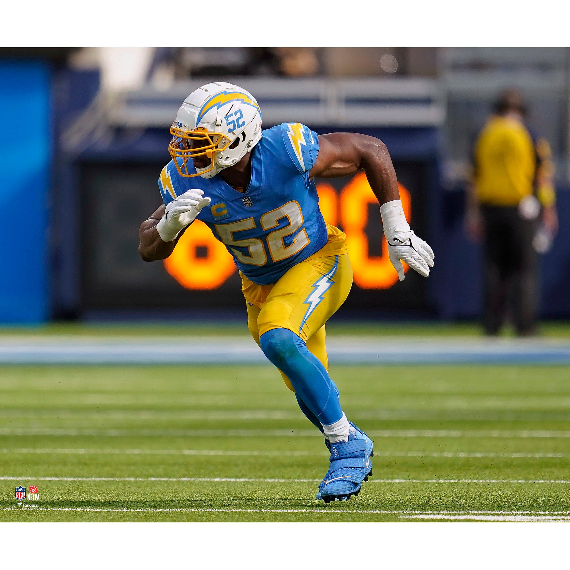 Khalil Mack Los Angeles Chargers Unsigned Rushing Horizontal Photograph Khalil Mack Los Angeles Chargers Unsigned Rushing Horizontal Photograph