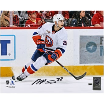 New York Islanders Alexander Romanov Autographed 8" x 10" White Jersey with Puck Photograph