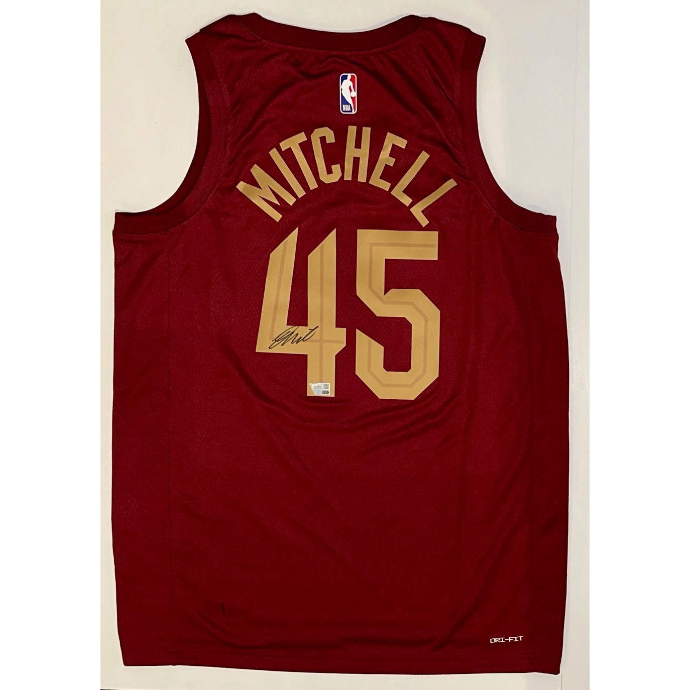 Donovan Mitchell Signed Cleveland Cavaliers Jersey Nike autographed Fanatics COA