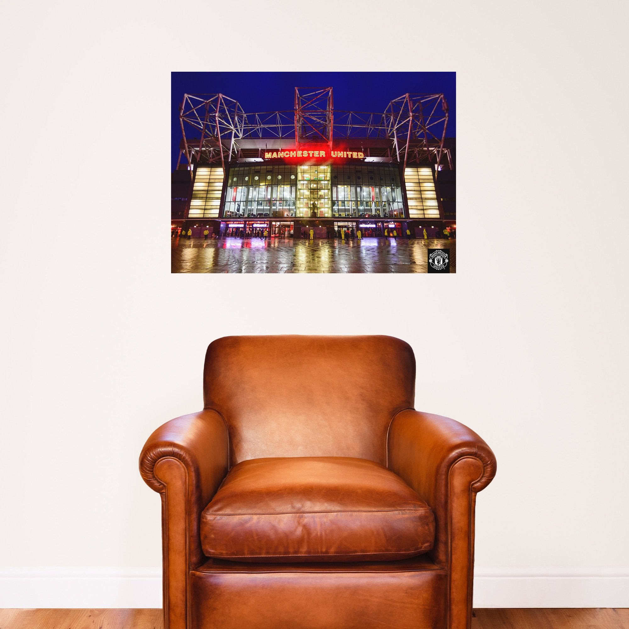Manchester United Old Trafford Forecourt at Night Stampa - A2