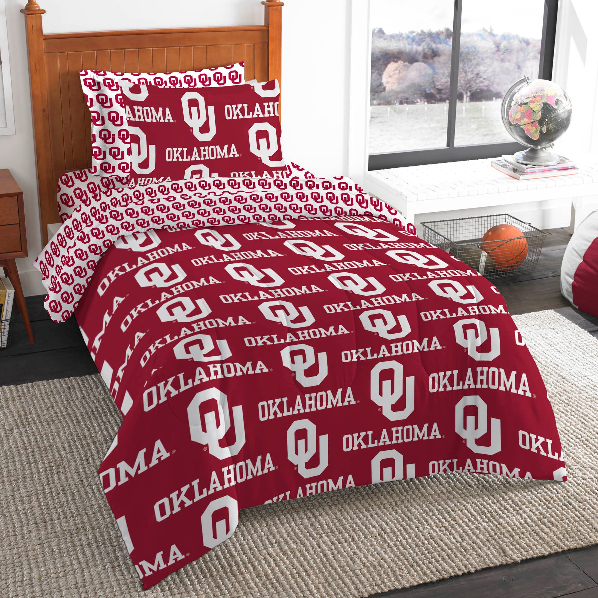 The Northwest Group Oklahoma Sooners Five-Piece Twin Bed in a Bag Set