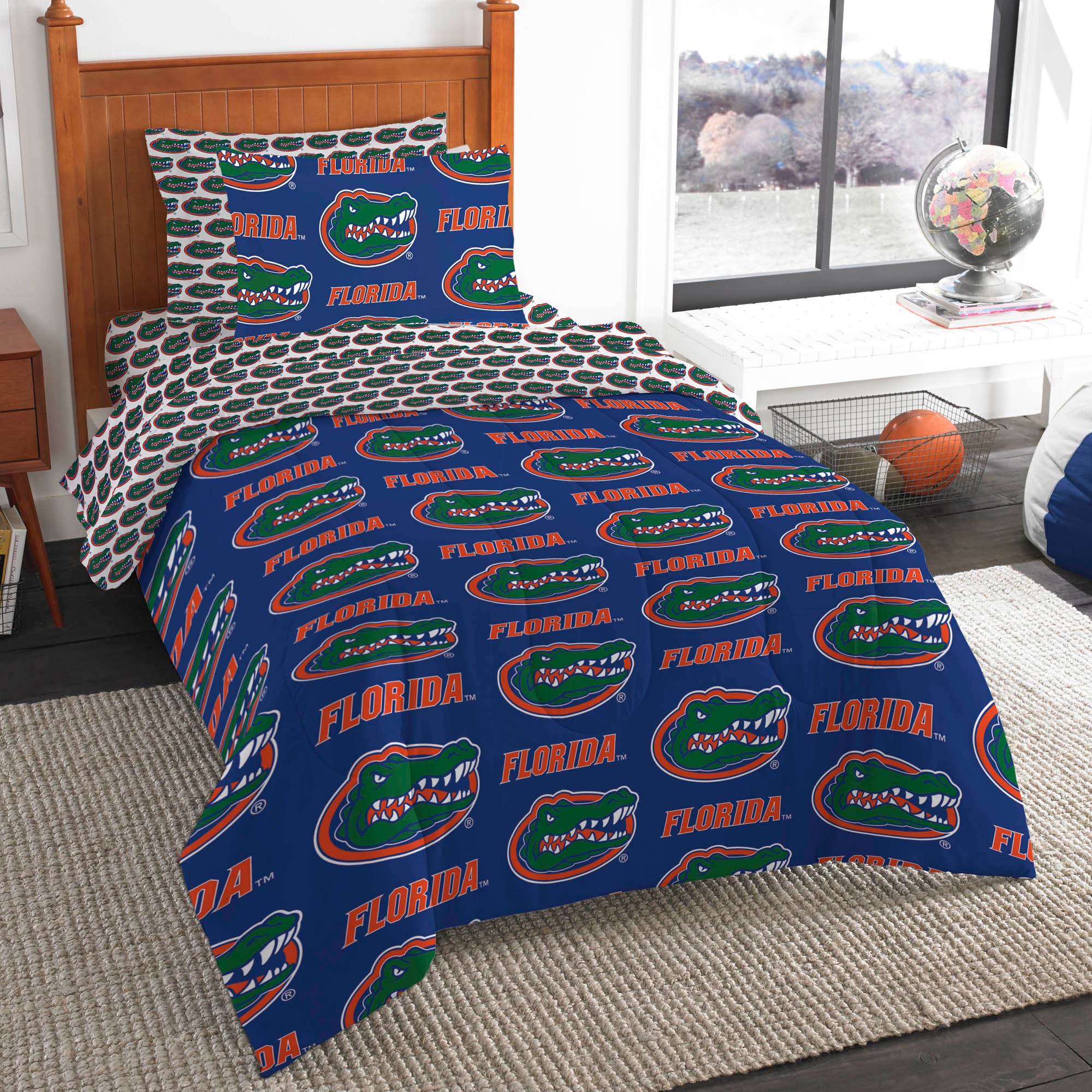 The Northwest Group Florida Gators Five-Piece Twin Bed in a Bag Set