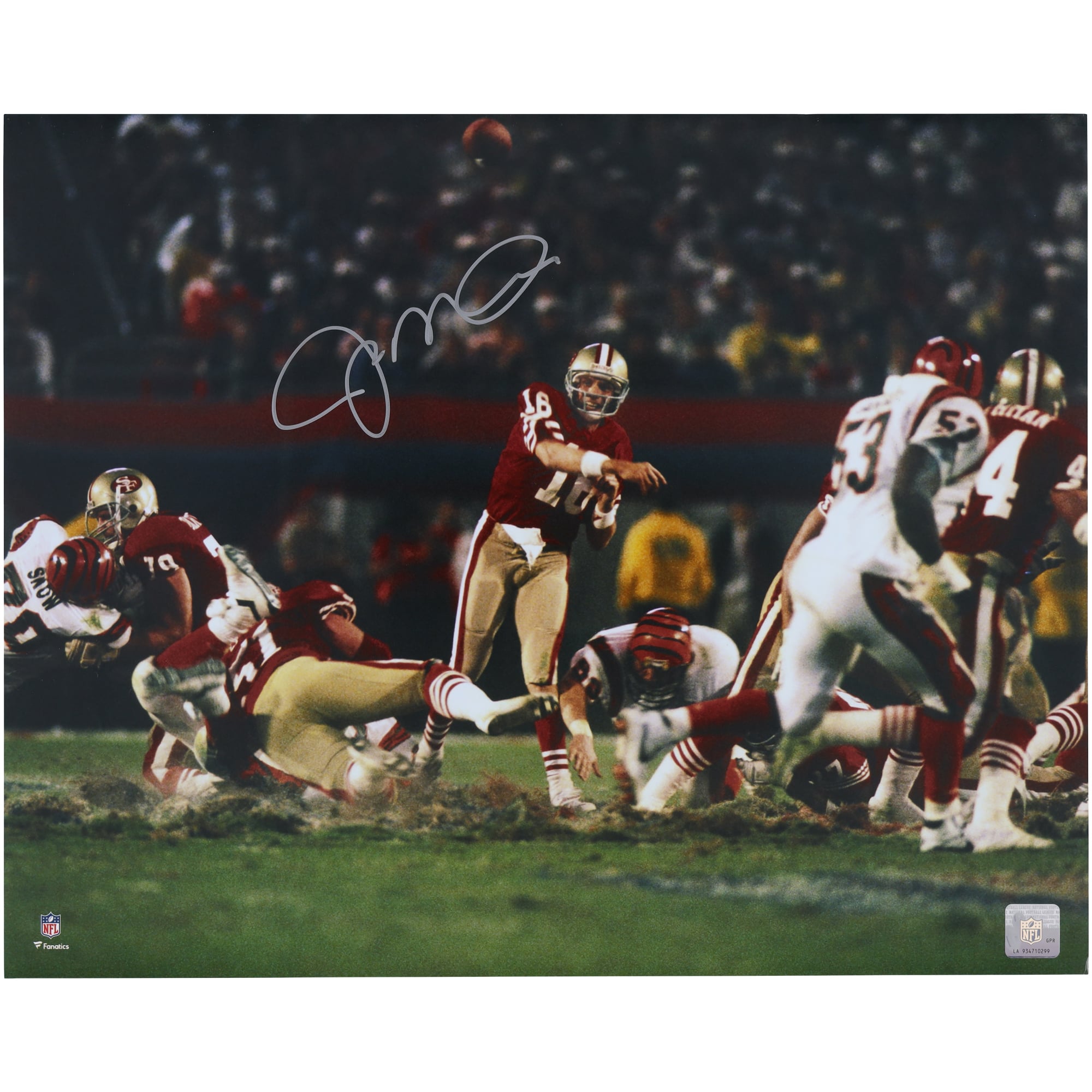 Joe Montana San Francisco 49ers Autographed 16" x 20" Throwing vs. Bengals Photograph