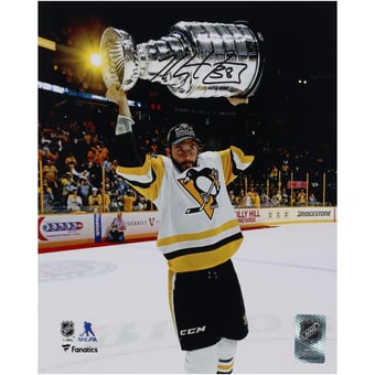 Kris Letang Pittsburgh Penguins Autographed 8" x 10" 2017 Raising Cup Photograph