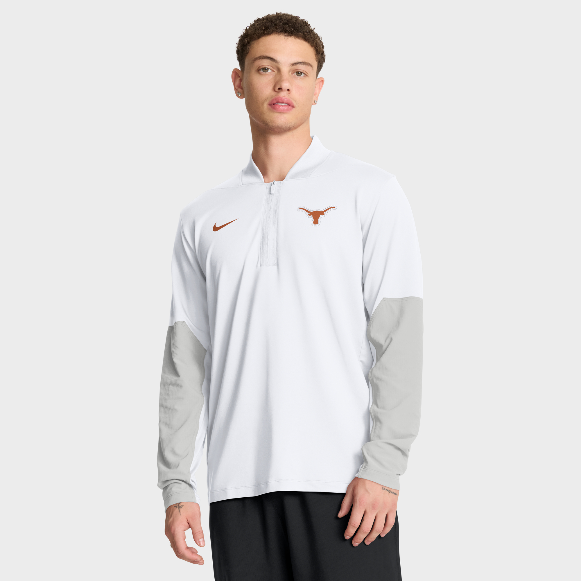 Men’s Nike White Texas Longhorns One Goal Performance Half-Zip Pullover Men’s Nike White Texas Longhorns One Goal Performance Half-Zip Pullover