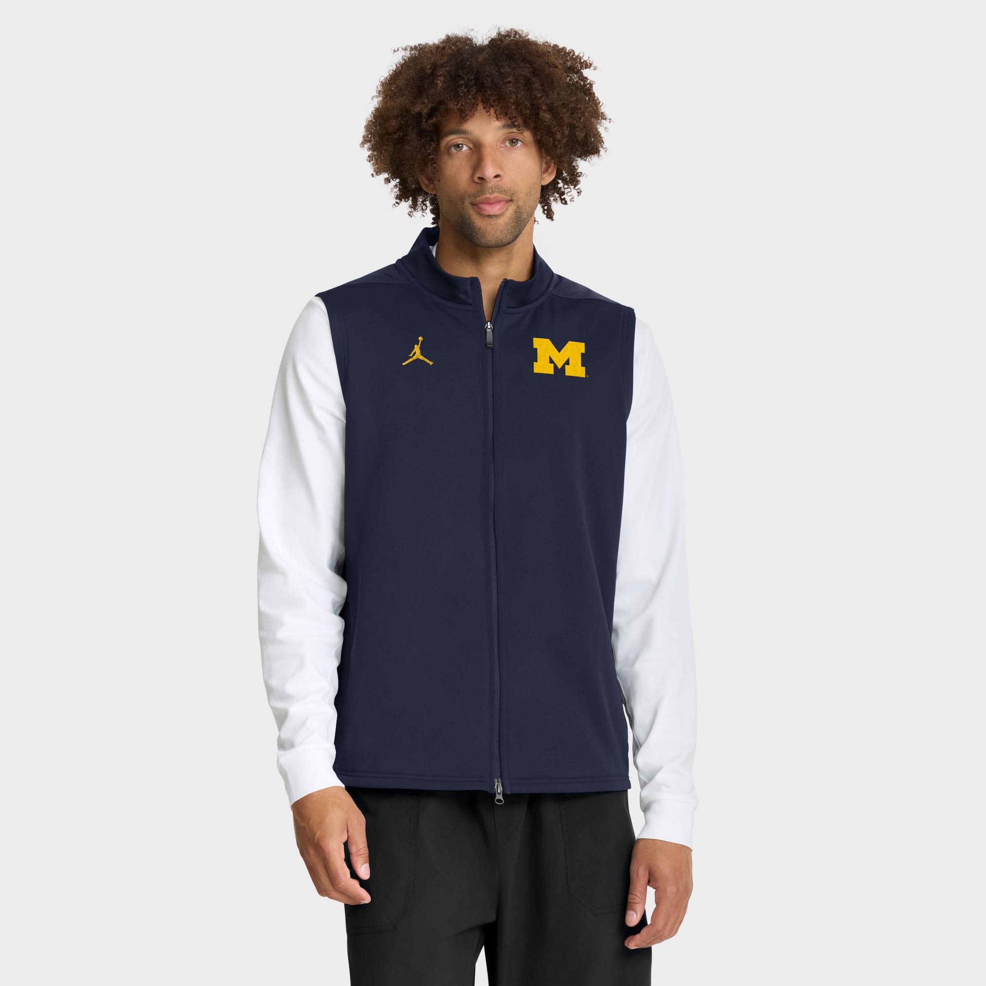Men's Jordan Brand Navy Michigan Wolverines Primetime Victory Therma-FIT Full-Zip Vest