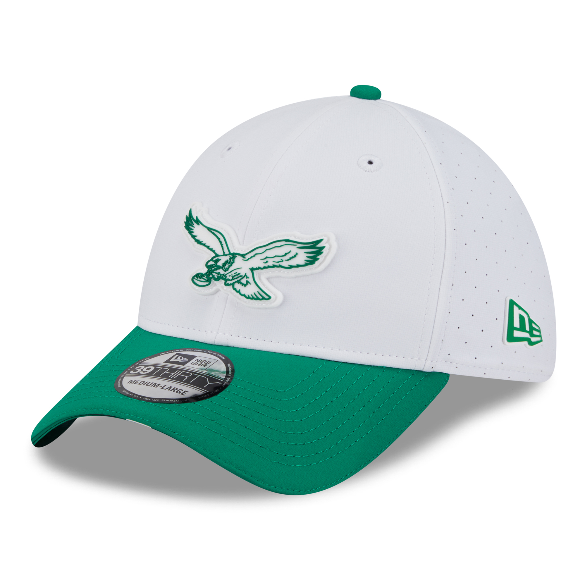 Men’s New Era White/Kelly Green Philadelphia Eagles 2025 NFL Training Camp Throwback Logo 39THIRTY Flex Hat Men’s New Era White/Kelly Green Philadelphia Eagles 2025 NFL Training Camp Throwback Logo 39THIRTY Flex Hat