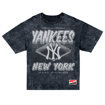 Women's New Era  Navy New York Yankees Mineral Wash Oversized T-Shirt