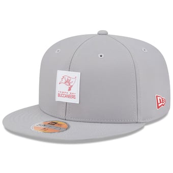 Men's New Era Gray Tampa Bay Buccaneers 2025 Sideline  59FIFTY Fitted Hat