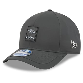 Men's New Era Charcoal Baltimore Ravens 2025 Sideline Cold Weather 9FORTY M-Crown Adjustable Hat