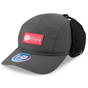 Men's New Era Charcoal Kansas City Chiefs 2025 Sideline Cold Weather Runner Dog Ear Adjustable Hat