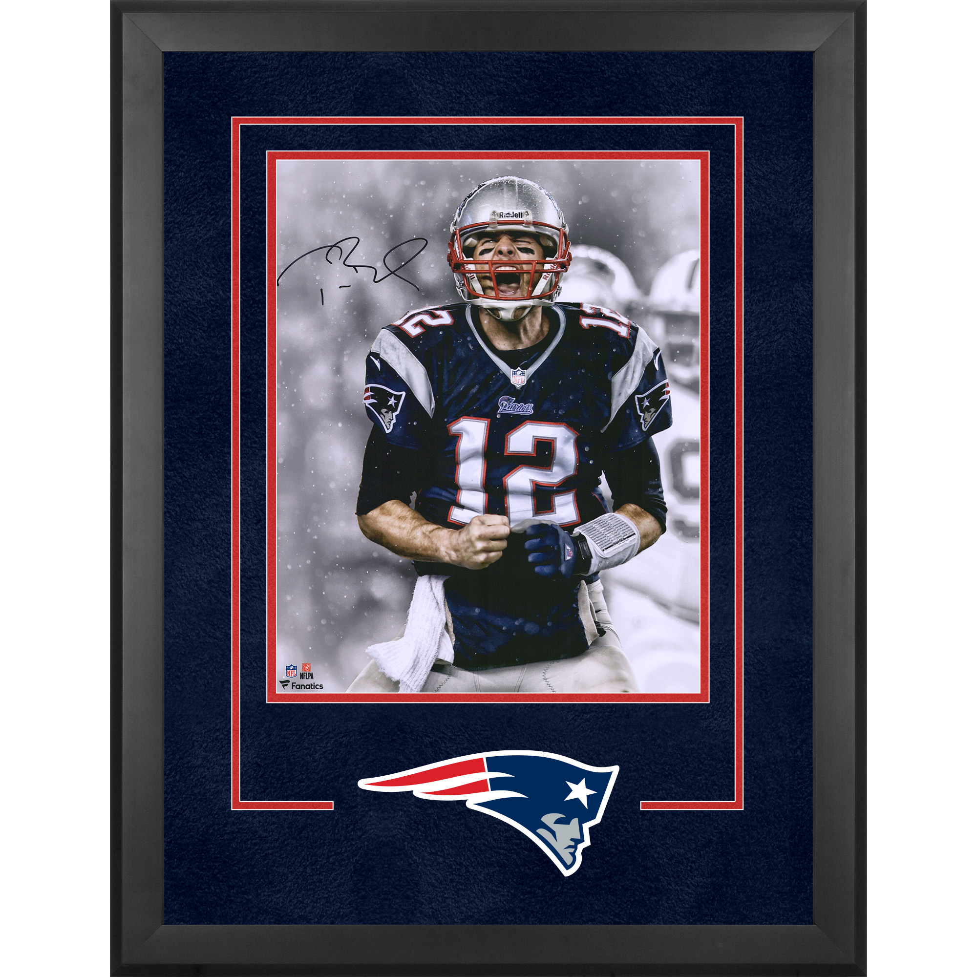 Tom Brady New England Patriots Autographed Deluxe Framed 16" x 20" Scream Photograph
