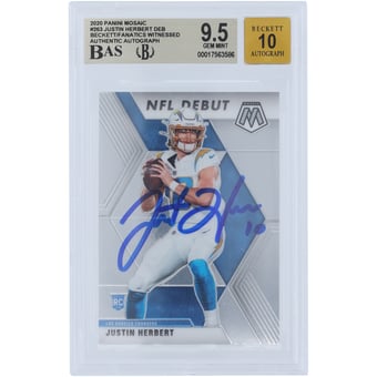 Justin Herbert Los Angeles Chargers Autographed 2020 Panini Mosaic NFL Debut #263 Beckett Fanatics Witnessed Authenticated 9.5/10 Rookie Card