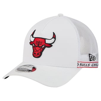 Men's New Era  White Chicago Bulls Featherweight Team Tape 9FORTY M-Crown A-Frame Adjustable Hat