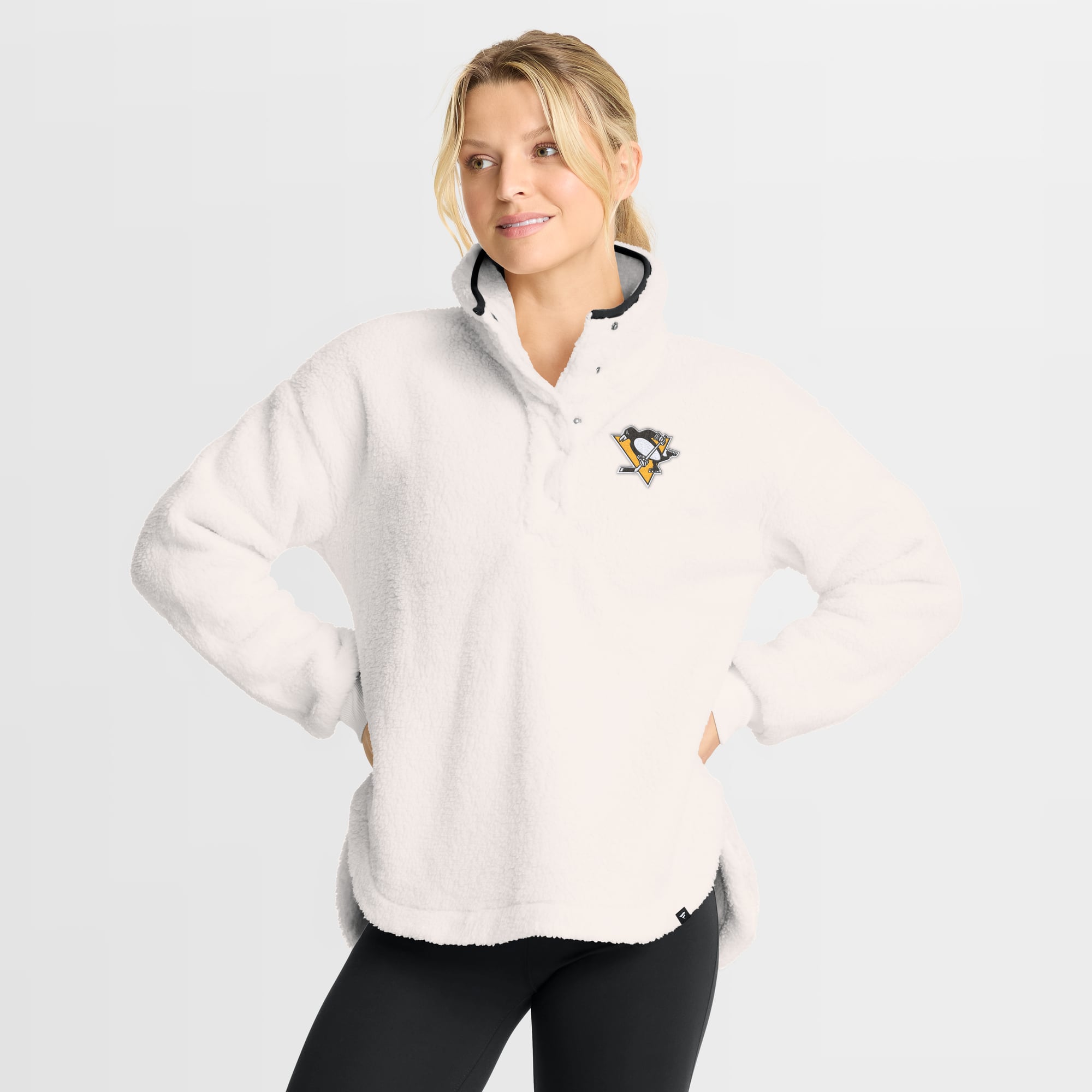 Women's Fanatics White Pittsburgh Penguins Rush Sherpa Half-Snap Pullover