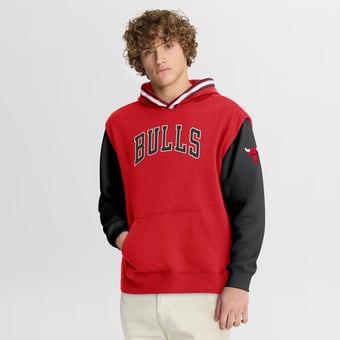 Men's Fanatics  Red/Black Chicago Bulls Half Court Shot Clock Fastbreak Hoodie