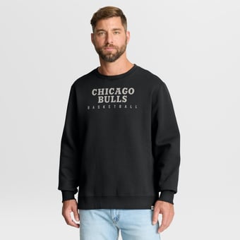Men's Fanatics Black Chicago Bulls Crossover Collection Defensive Rotation Drill Premium Pullover Sweatshirt