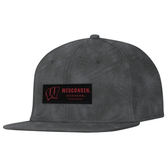Men's Under Armour Charcoal Wisconsin Badgers Freedom Collection ArmourFuse Snapback Hat