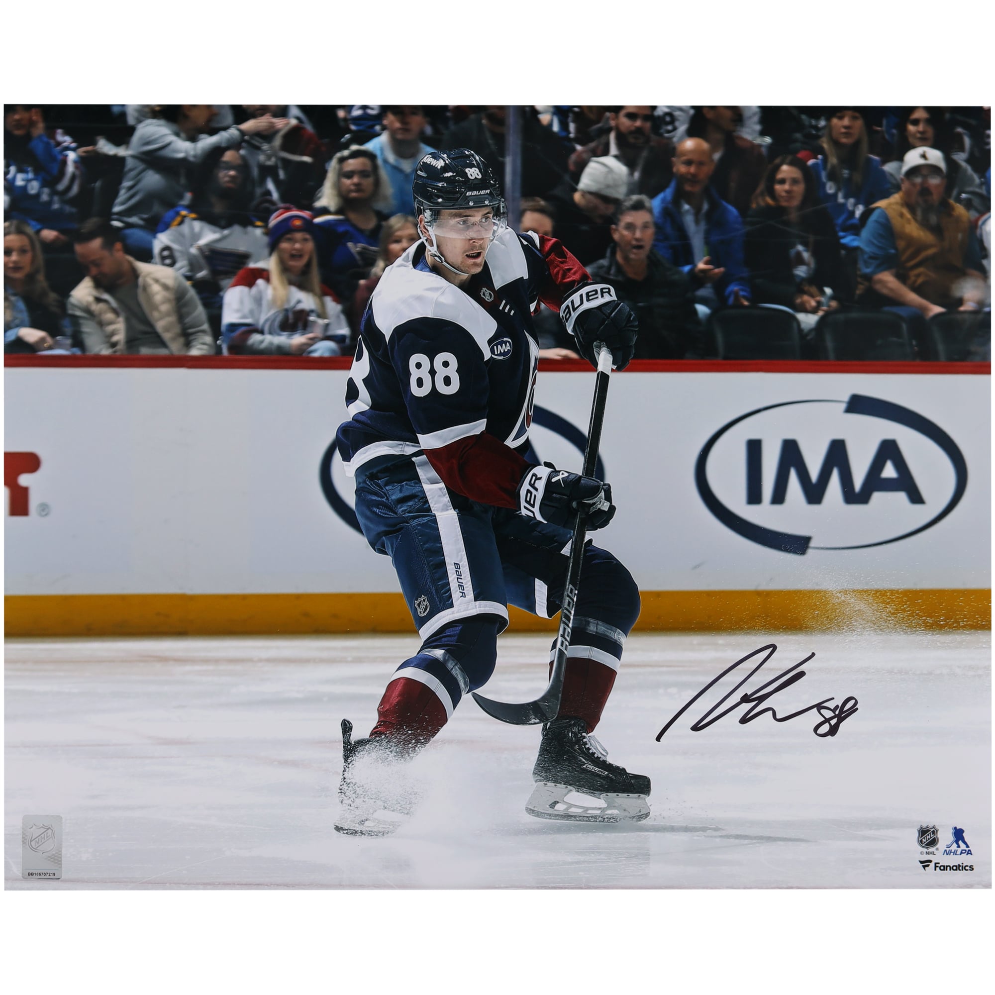 Martin Necas Colorado Avalanche Autographed 16" x 20" Navy Alternate Jersey Stopping Photograph