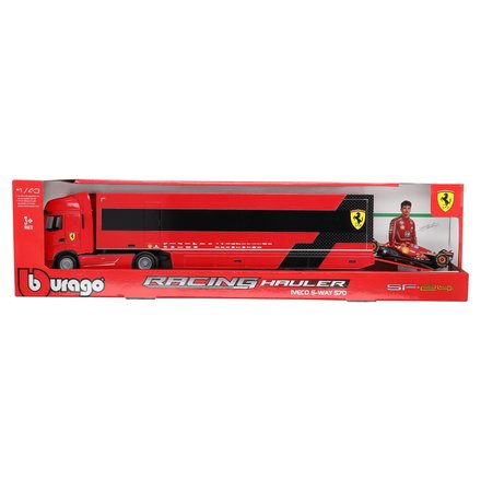 Scuderia Ferrari Iveco S-Way 570 Racing Transporter With One Car 1:43 Model