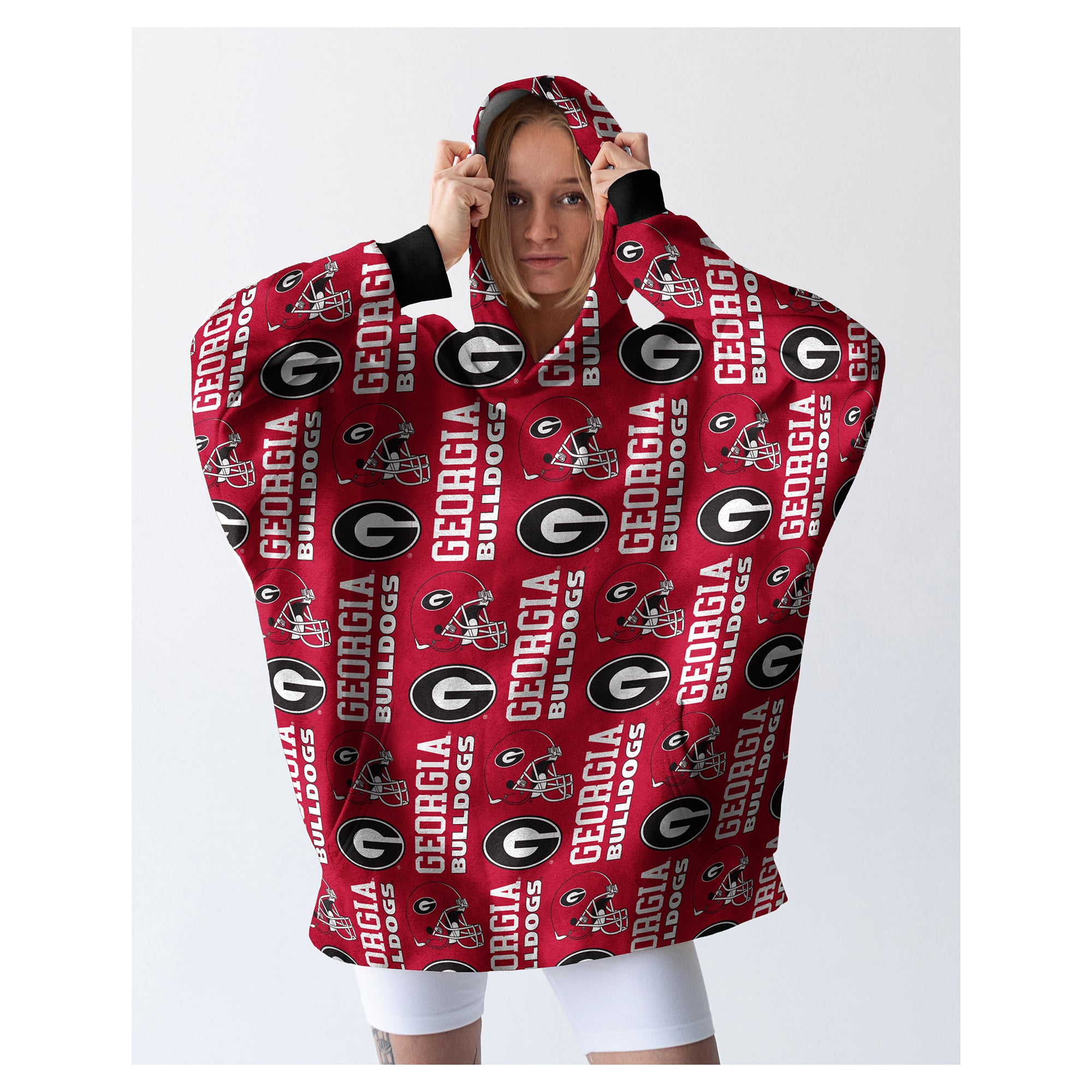 Pegasus Georgia Bulldogs Homefield Repeat Logo Wearable Hooded Blanket