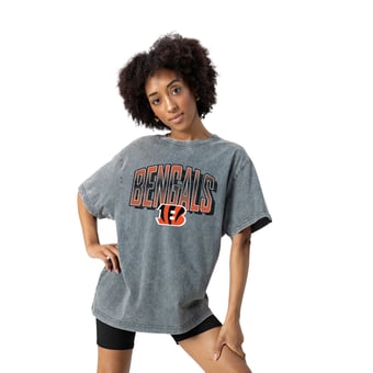 Women's Gameday Couture Gray Cincinnati Bengals Peak Performance Oversized Snow Wash T-Shirt