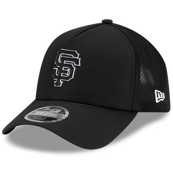 Men's New Era San Francisco Giants 2026 Batting Practice Apex 9FORTY Adjustable Trucker Hat