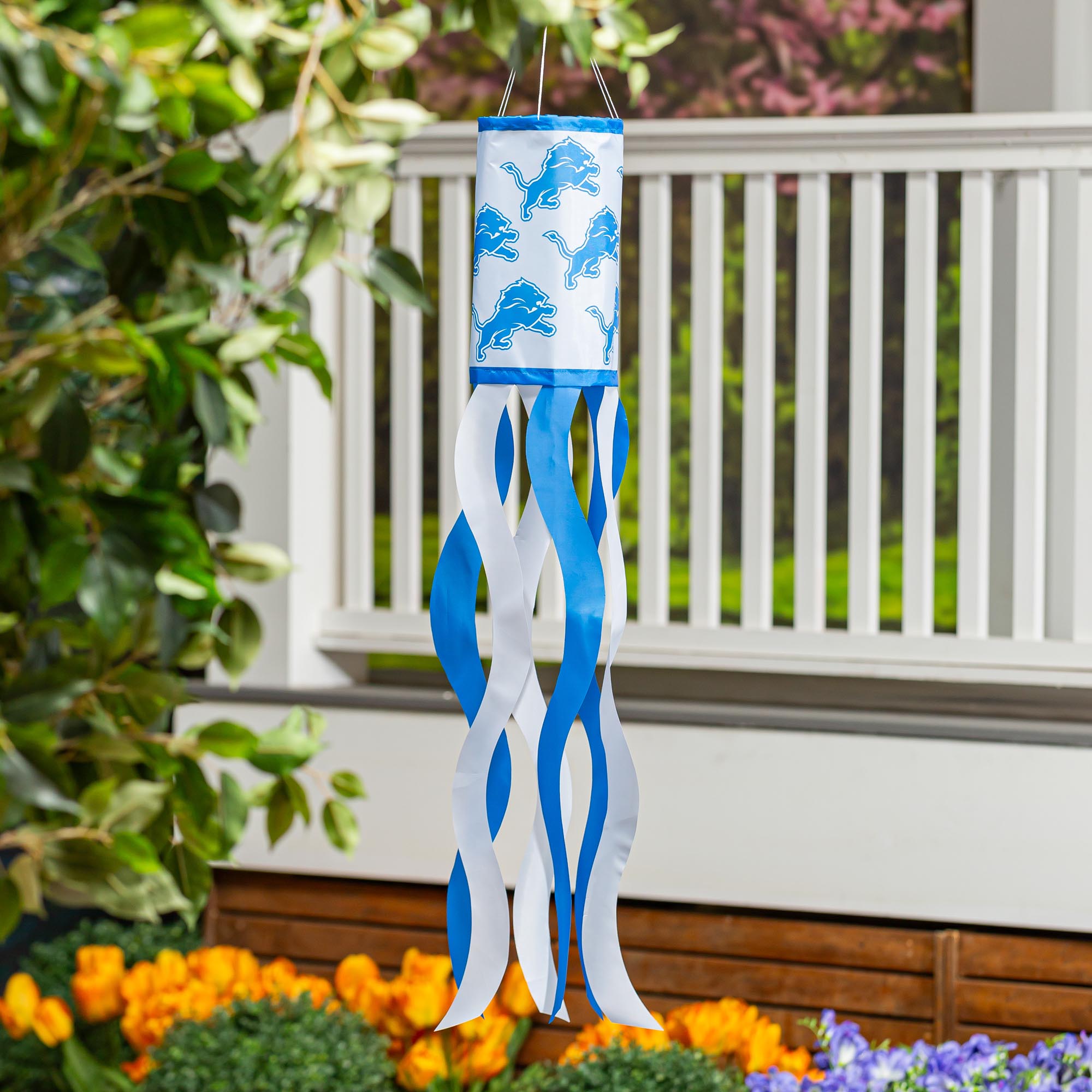 Detroit Lions 40″ Outdoor Team Windsock Detroit Lions 40″ Outdoor Team Windsock