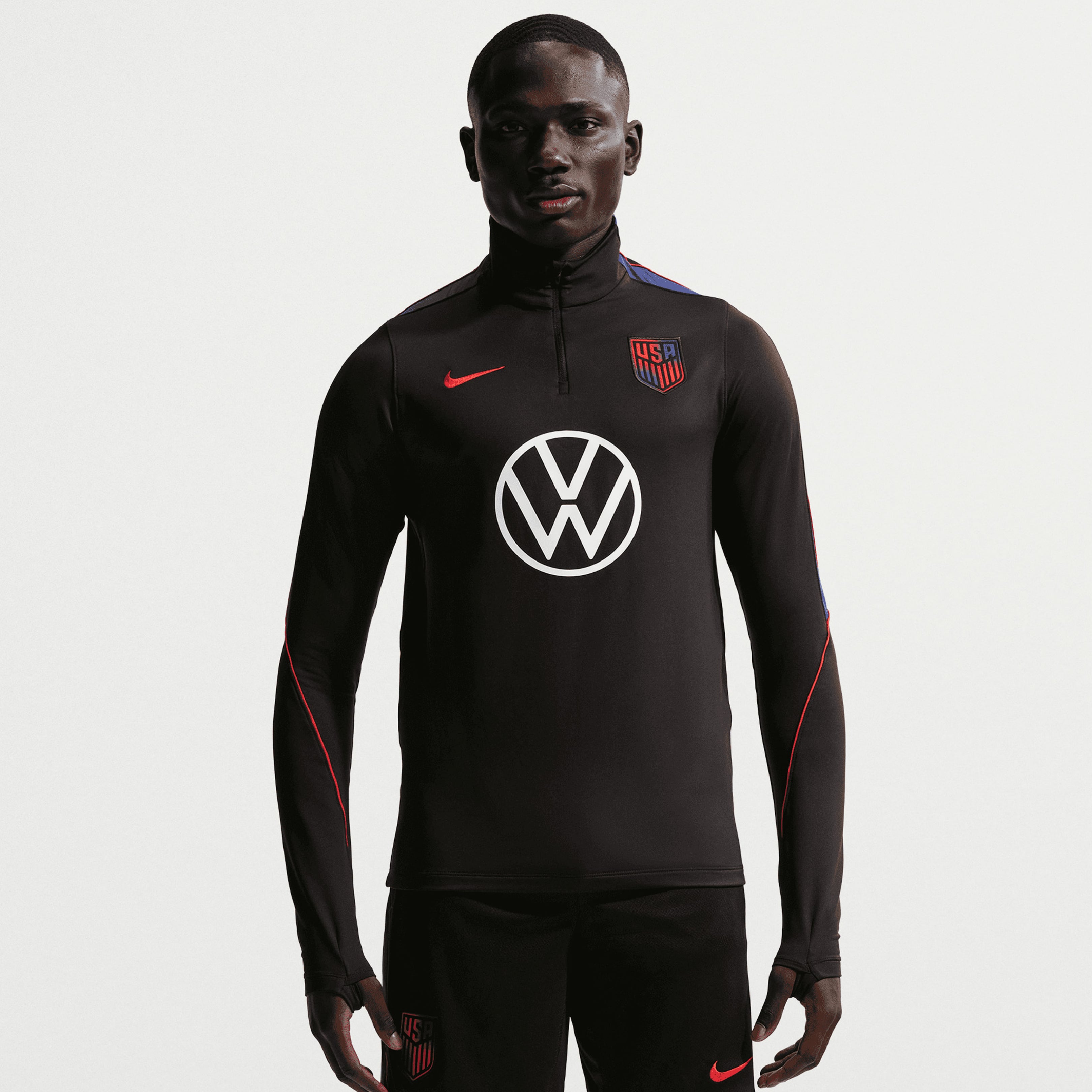Men's Nike Black USMNT 2026 Strike Dri-FIT Quarter-Zip Long Sleeve Drill Top