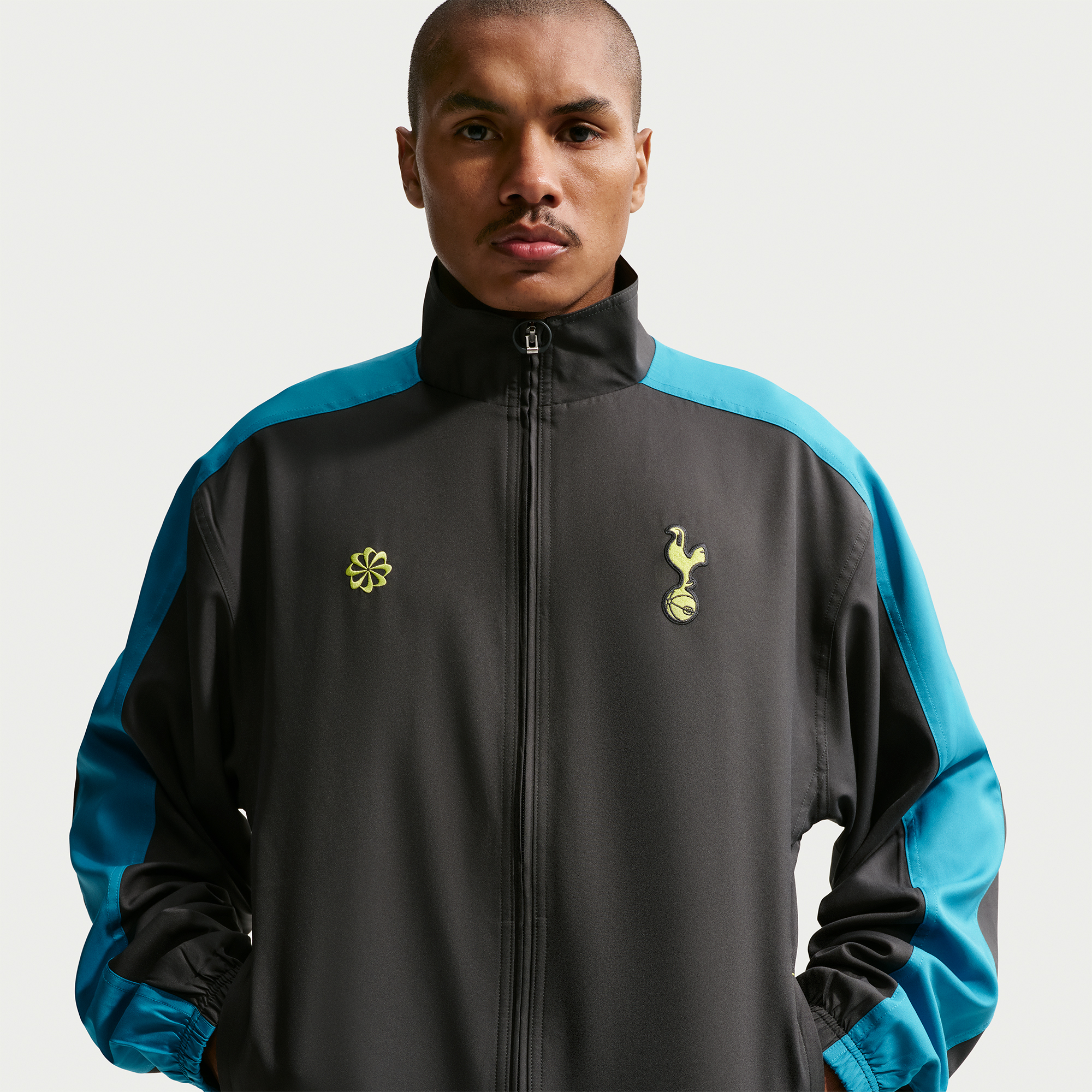 Men’s Nike Black Tottenham Hotspur 2025/26 Full-Zip Track Jacket Men’s Nike Black Tottenham Hotspur 2025/26 Full-Zip Track Jacket