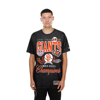 Men's New Era  Black San Francisco Giants Mineral Wash T-Shirt