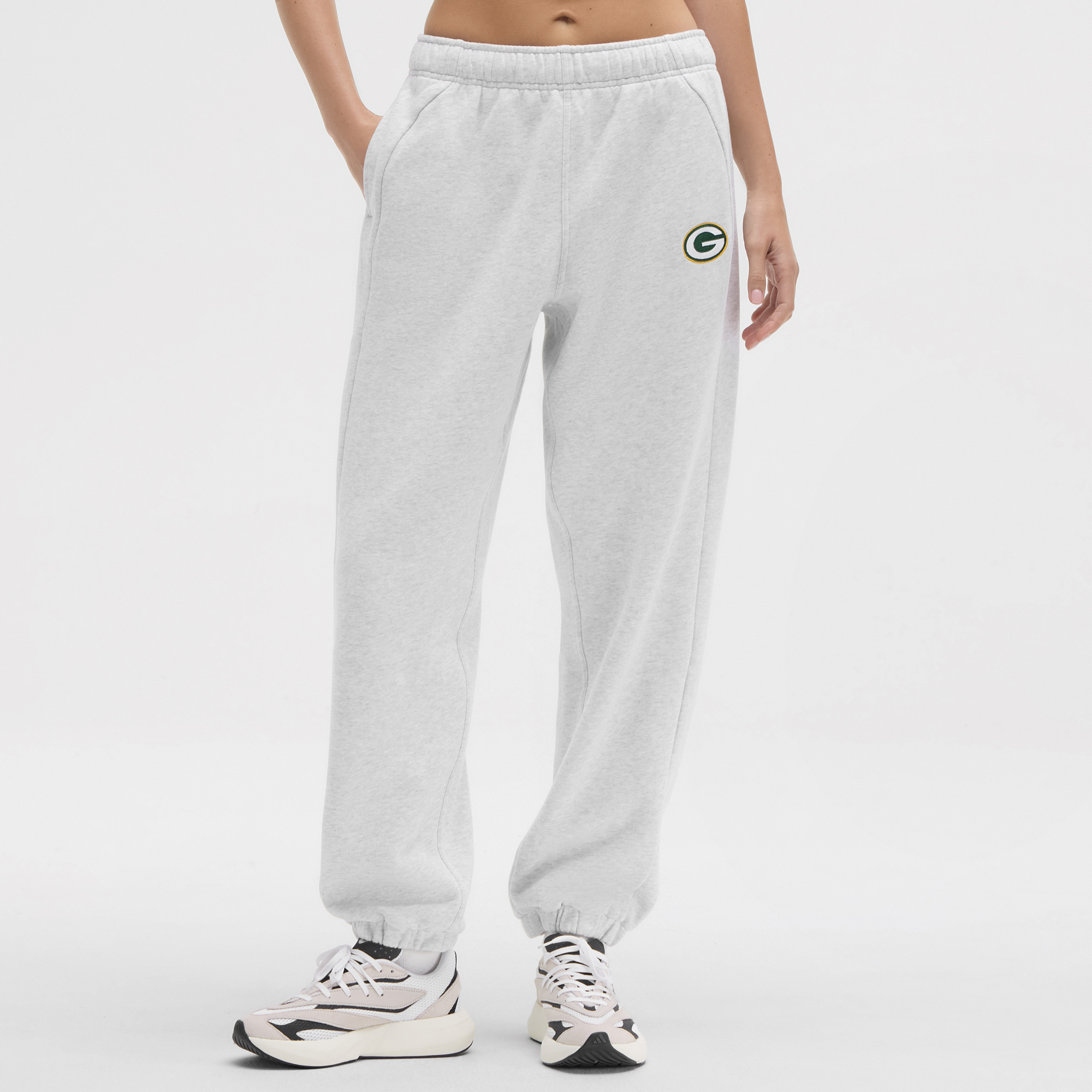Women's lululemon Heathered Core Ultra Light Grey Green Bay Packers Scuba Mid-Rise Oversized Jogger