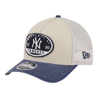 Men's New Era  Light Beige/Navy New York Yankees Frayed M-Crown A-Frame 9FORTY Trucker Adjustable Hat