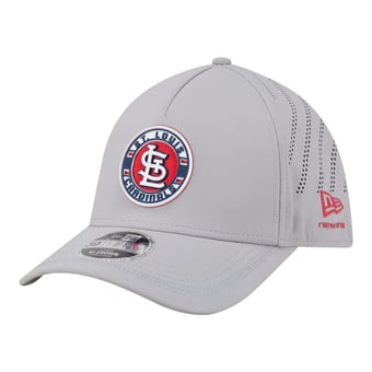 Men's New Era Gray St. Louis Cardinals Patch 39THIRTY A-Frame M-Crown Perforated Flex Hat