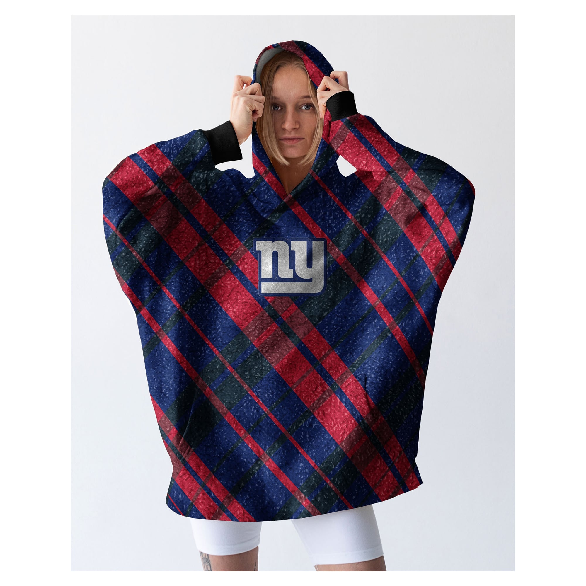 Pegasus New York Giants 34″ x 34″ Digital Dash Sherpa Hooded Fan Cape