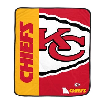 Pegasus Kansas City Chiefs 50" x 60" Endzone Ultra Soft Throw Blanket