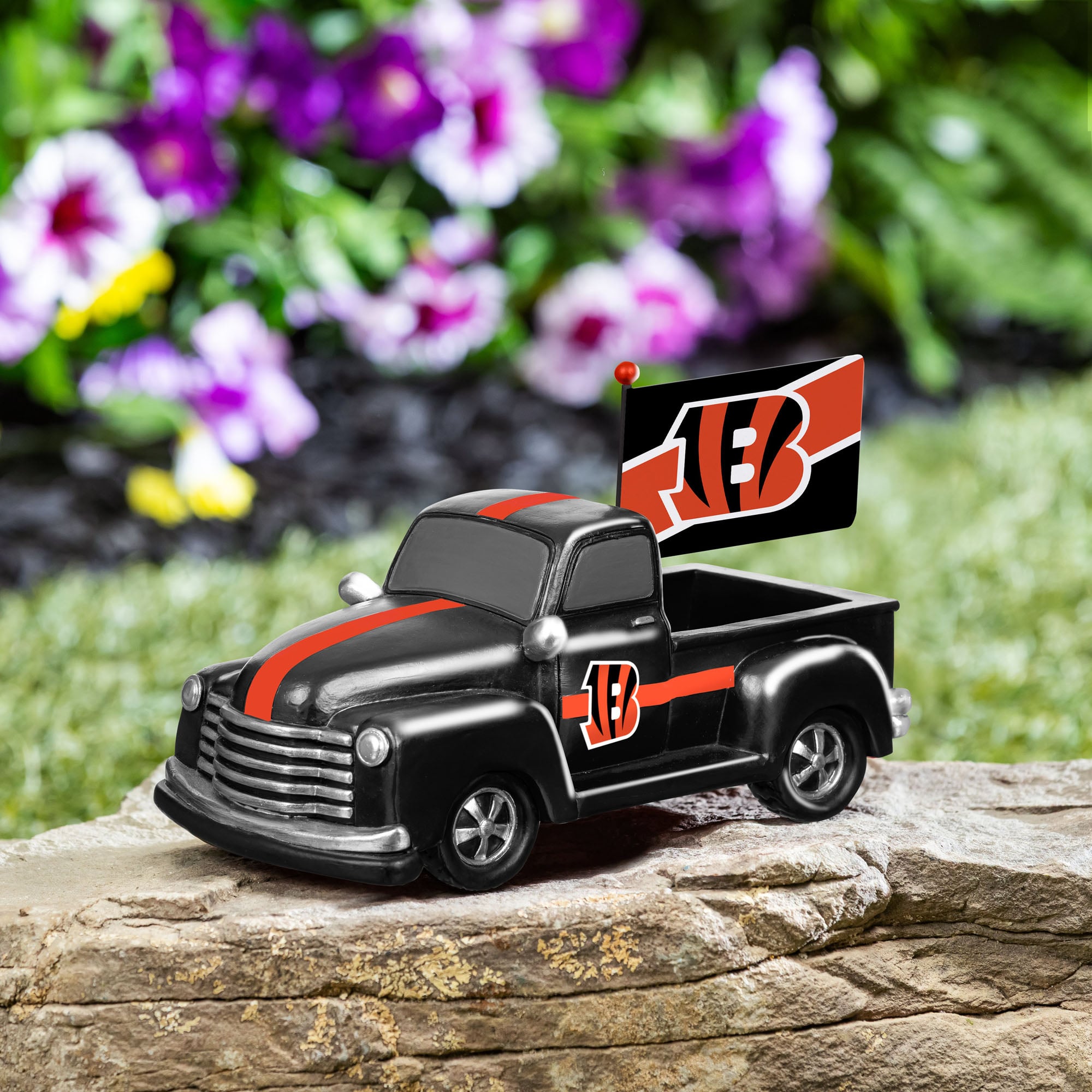 Cincinnati Bengals 9" Rally Truck Garden Statue with Team Flag