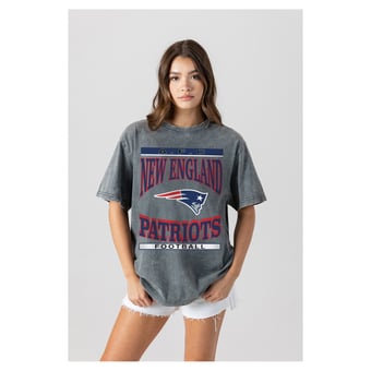 Women's Gameday Couture  Gray New England Patriots Oversized Classic Grind Washed T-Shirt