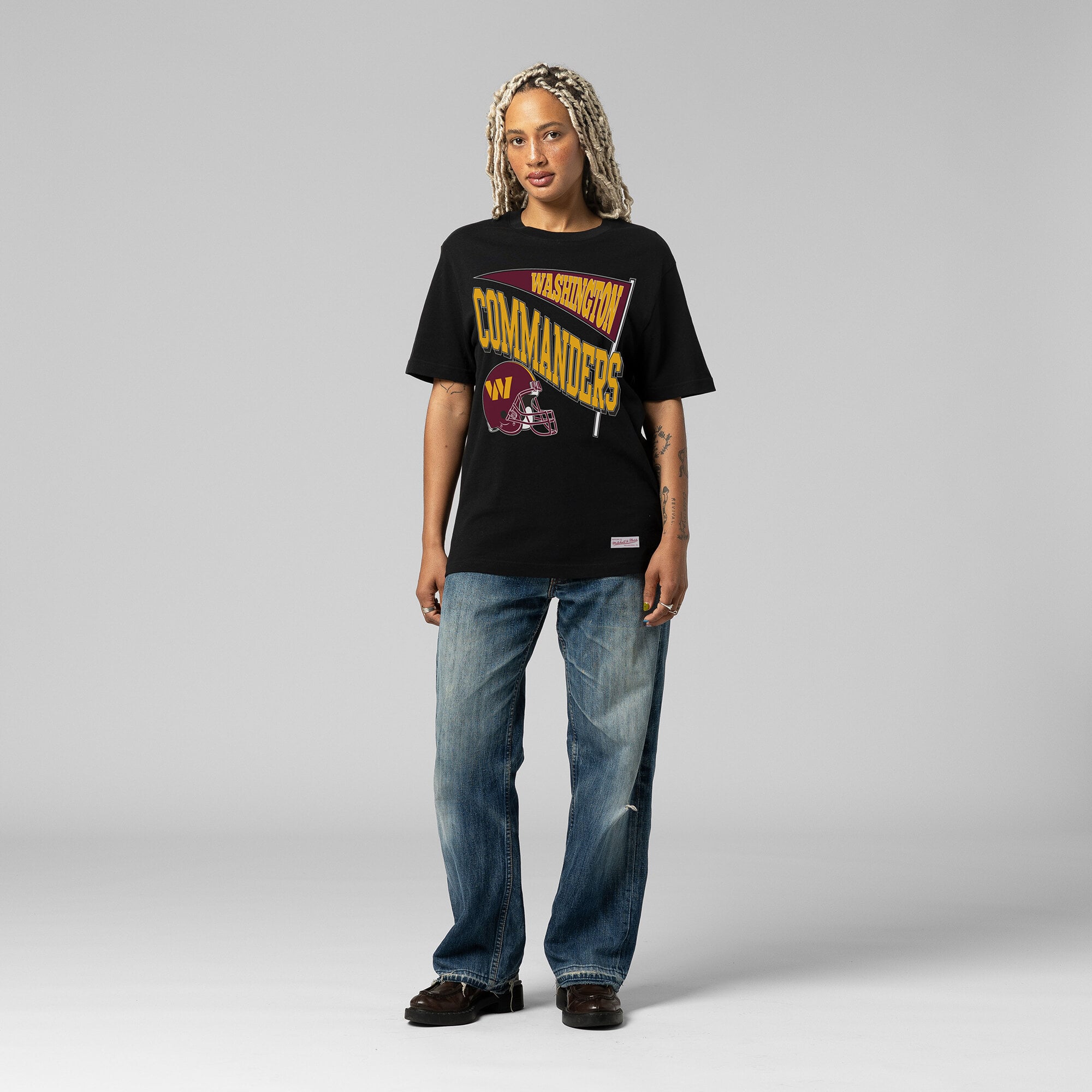 Women's Mitchell & Ness  Black Washington Commanders Team Dynamic Boyfriend T-Shirt