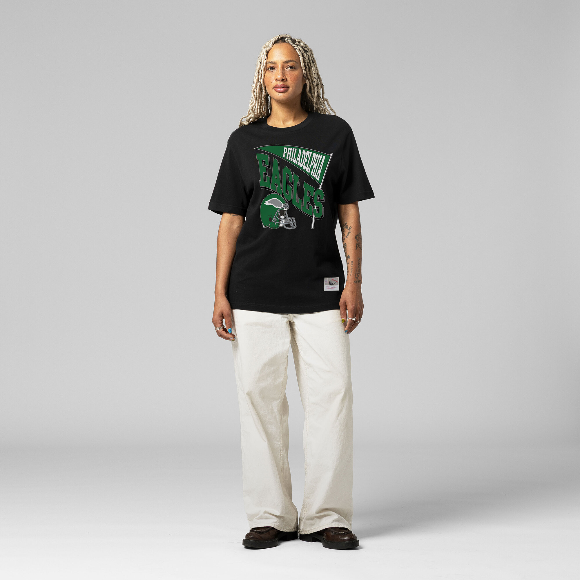 Women's Mitchell & Ness Black Philadelphia Eagles Team Dynamic Boyfriend T-Shirt